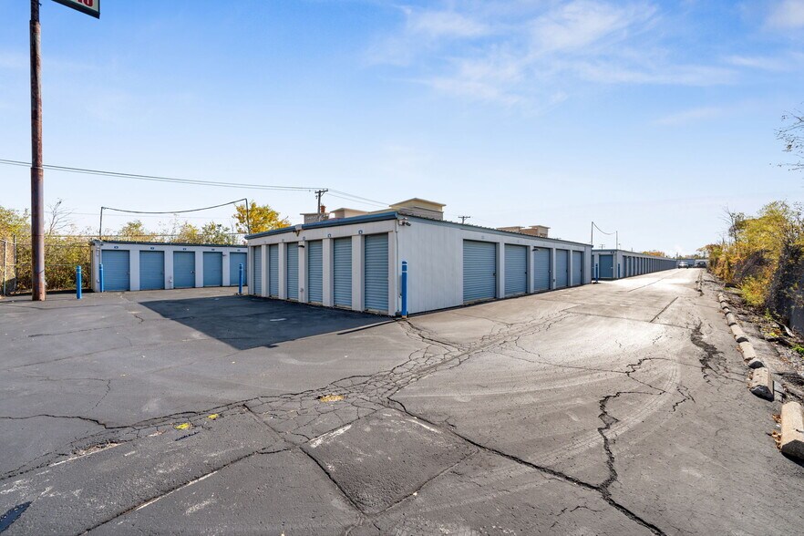 More Photos Of ,  Unknown For Sale