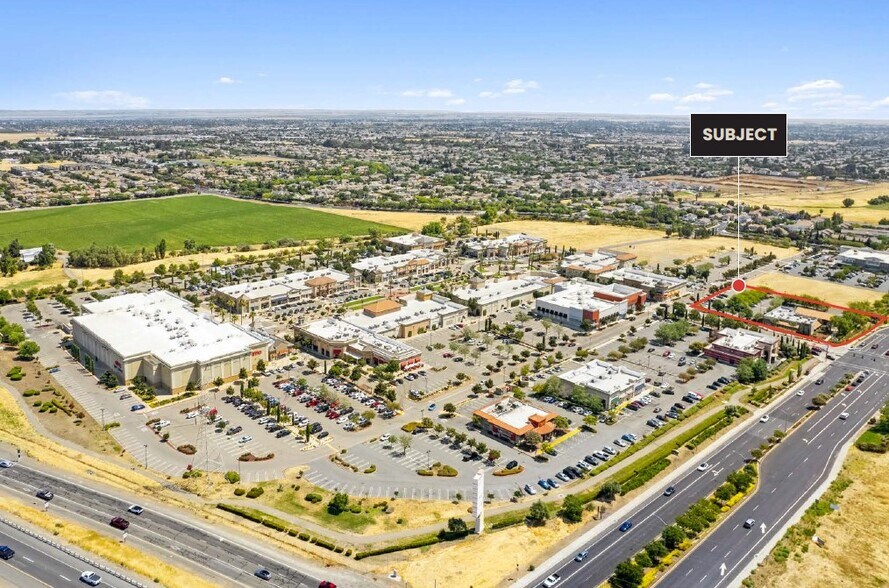 More Photos Of 2355 Sand Creek Rd, Brentwood Restaurant For Sale