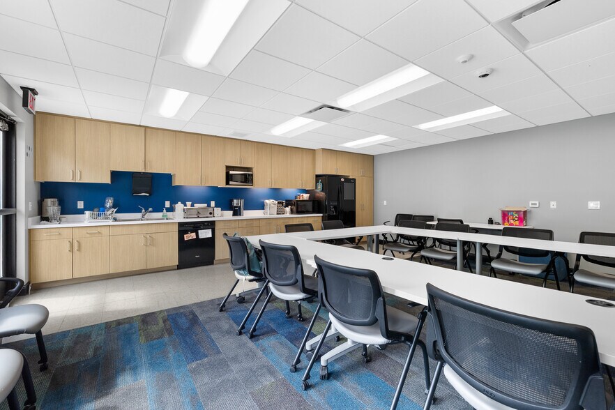 More Photos Of 3101 Hoover Rd, Stevens Point Bank For Sale