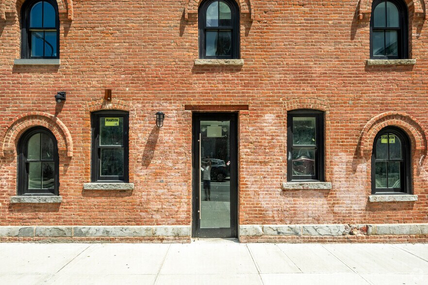 More Photos Of 945 Bergen St, Brooklyn Apartments For Lease