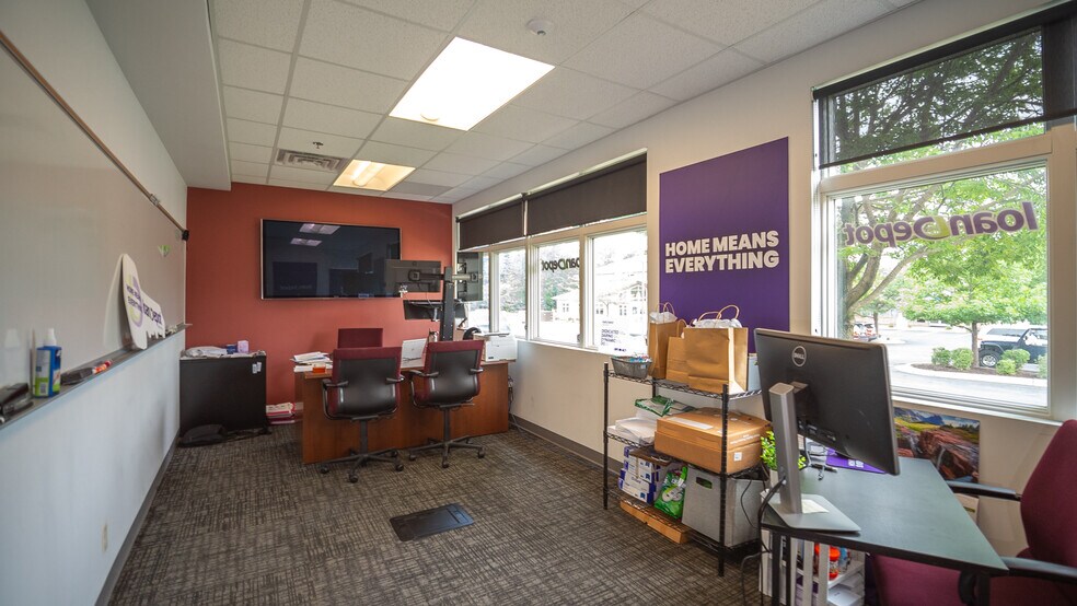 More Photos Of 3416 Lakeridge Pl NW, Rochester Office For Lease