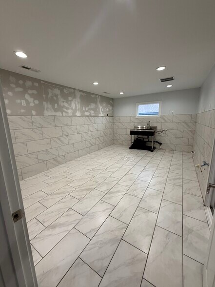 More Photos Of 925 N Brightleaf Blvd, Smithfield Freestanding For Sale