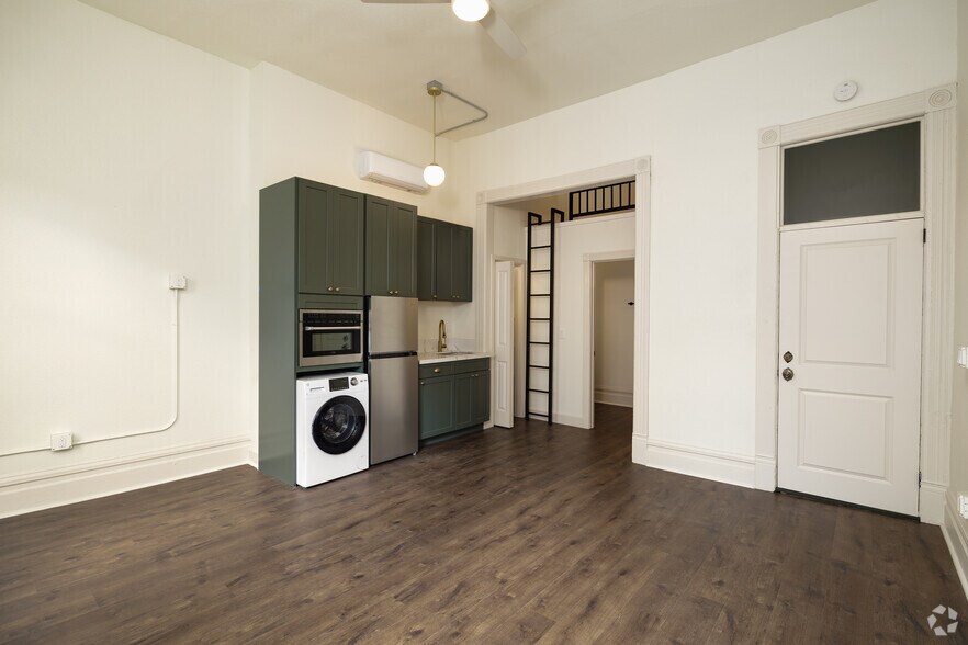 More Photos Of 509 Park Blvd, San Diego Apartments For Sale