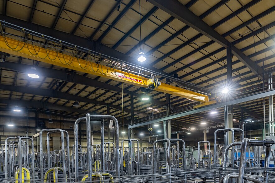 More Photos Of 714 Braddock View Dr, Mount Braddock Warehouse For Lease