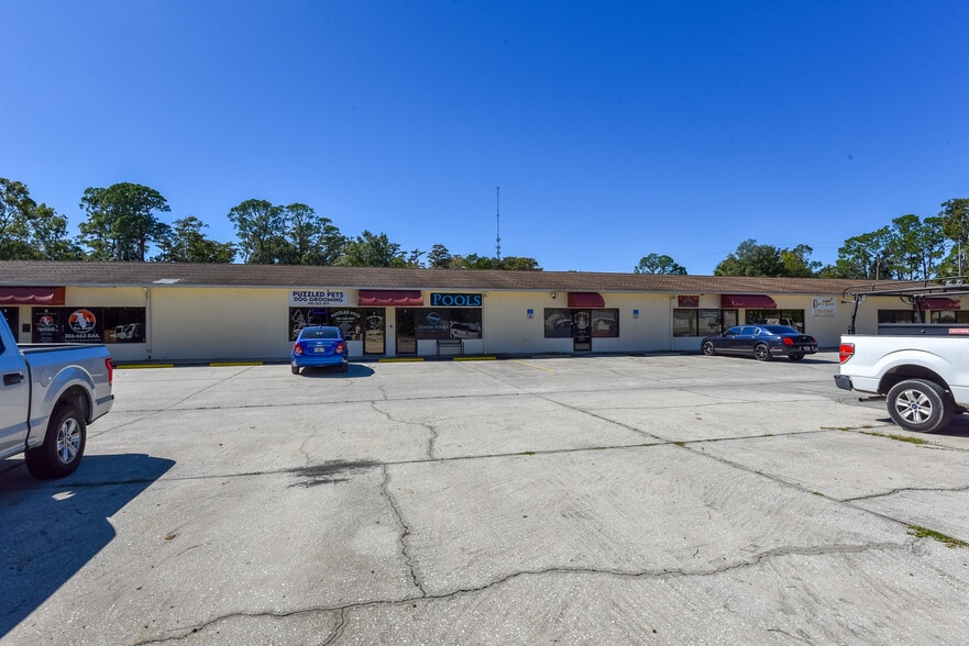 More Photos Of 703 S State St S, Bunnell General Retail For Sale