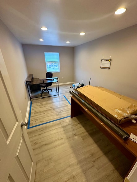 More Photos Of 22196 Three Notch Rd, Lexington Park Office For Lease