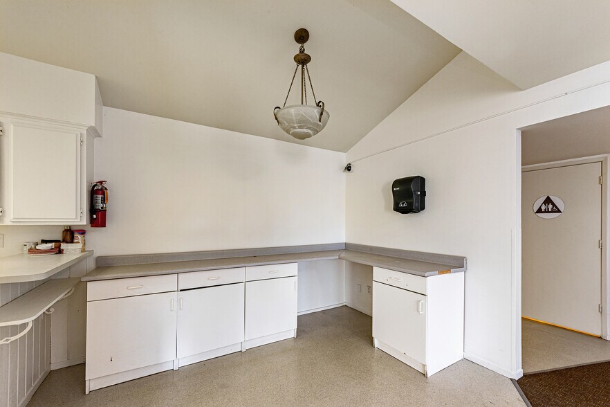 More Photos Of 1247 Broadway, Sonoma Office Residential For Lease