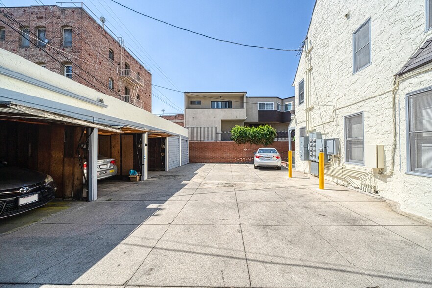 More Photos Of 248 S Hobart Blvd, Los Angeles Apartments For Sale