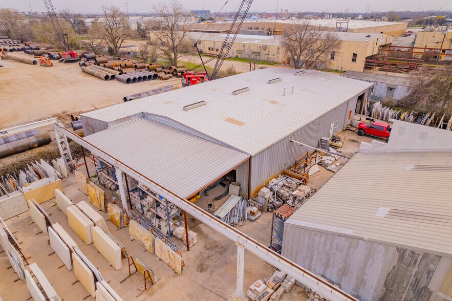 More Photos Of 10582 Spangler Rd, Dallas Manufacturing For Sale