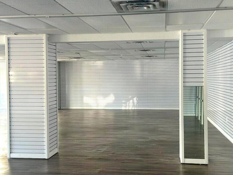 More Photos Of 9539 US Highway 98 W, Destin Freestanding For Sale