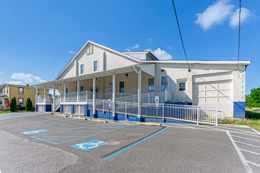More Photos Of 110 Richardson Ave, Swedesboro Warehouse For Lease