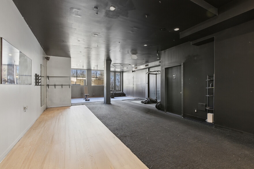 More Photos Of 319 Broadway, Brooklyn Apartments For Lease