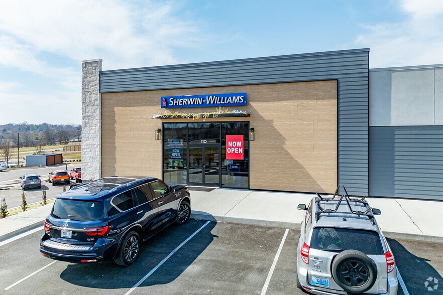 More Photos Of 4257 Harrodsburg Rd, Lexington General Retail For Lease