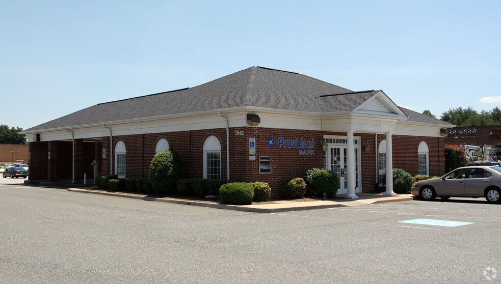 More Photos Of 2062 Plank Rd, Fredericksburg Bank For Sale