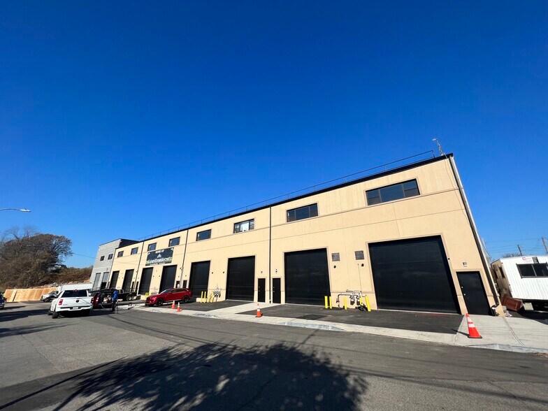 More Photos Of 484 Sharrotts Rd, Staten Island Industrial For Sale