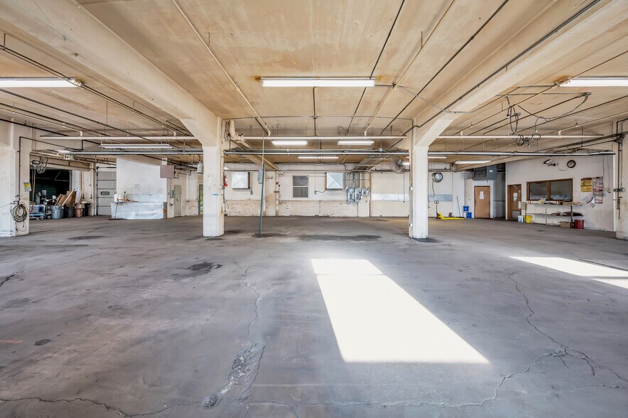 More Photos Of 373 High St, Wilkes Barre Manufacturing For Lease