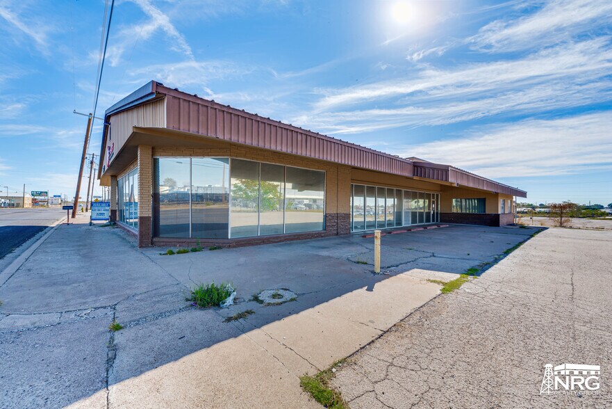 More Photos Of 1510 E 2nd St, Odessa Manufacturing For Lease