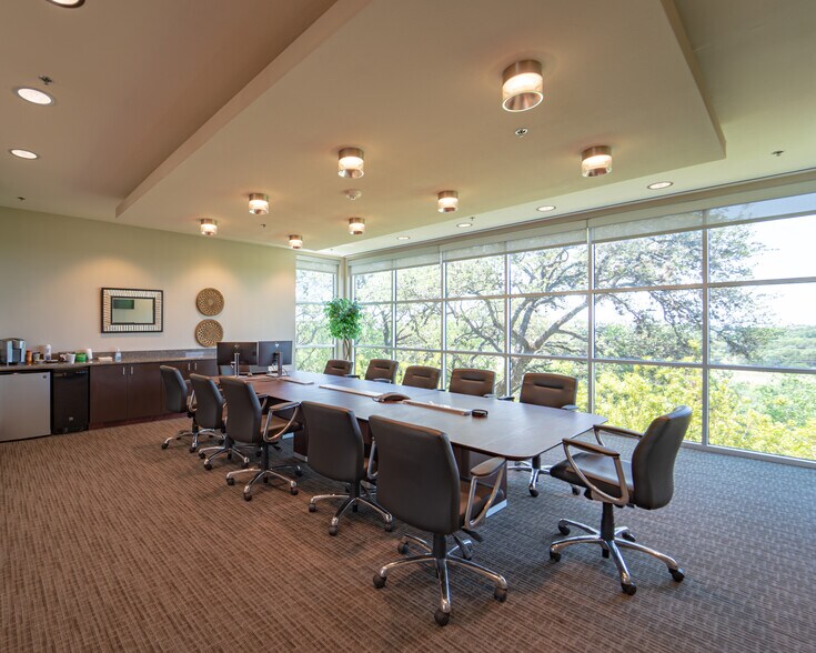 More Photos Of 17339 Redland Rd, San Antonio Office For Lease