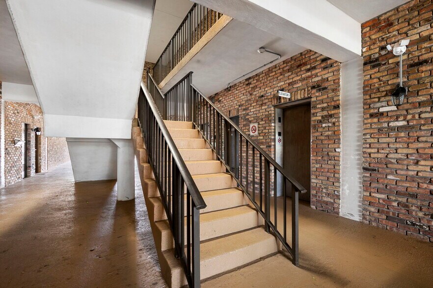 More Photos Of 3003 S Congress Ave, Lake Worth Medical For Sale