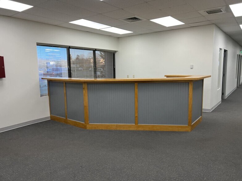More Photos Of 16 Commercial St, Branford Research And Development For Lease