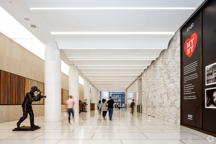 More Photos Of 75 Rockefeller Plaza, New York Office For Sale