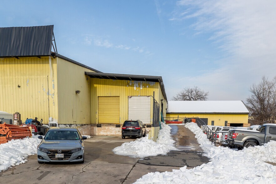 More Photos Of 9075-9125 Antique Way, Manassas Warehouse For Lease