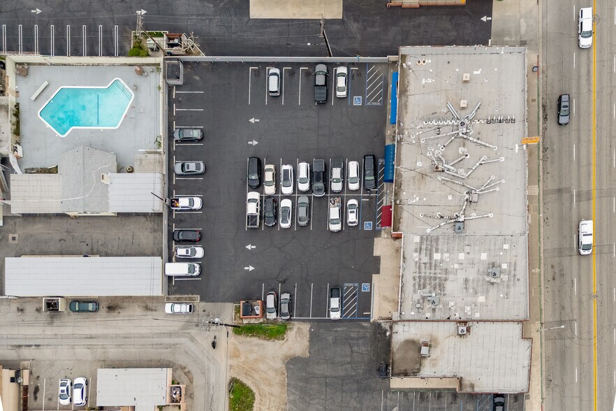 More Photos Of 578-580 E San Bernardino Rd, Covina Loft Creative Space For Sale