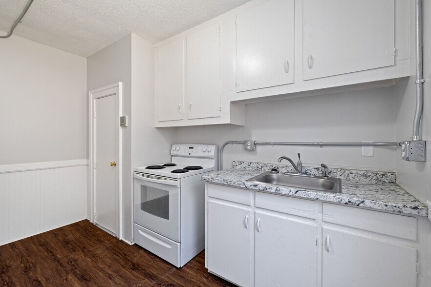 More Photos Of 524 Sunapee St, Newport Apartments For Sale