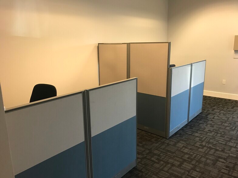 More Photos Of 3662 Flakes Mill Rd, Decatur Office For Lease