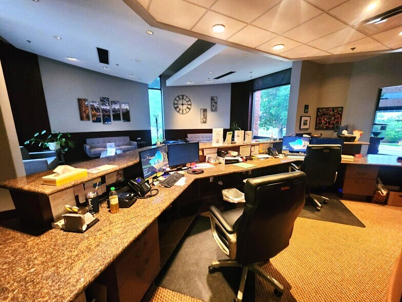 More Photos Of 1 W Dry Creek Cir, Littleton Medical For Lease