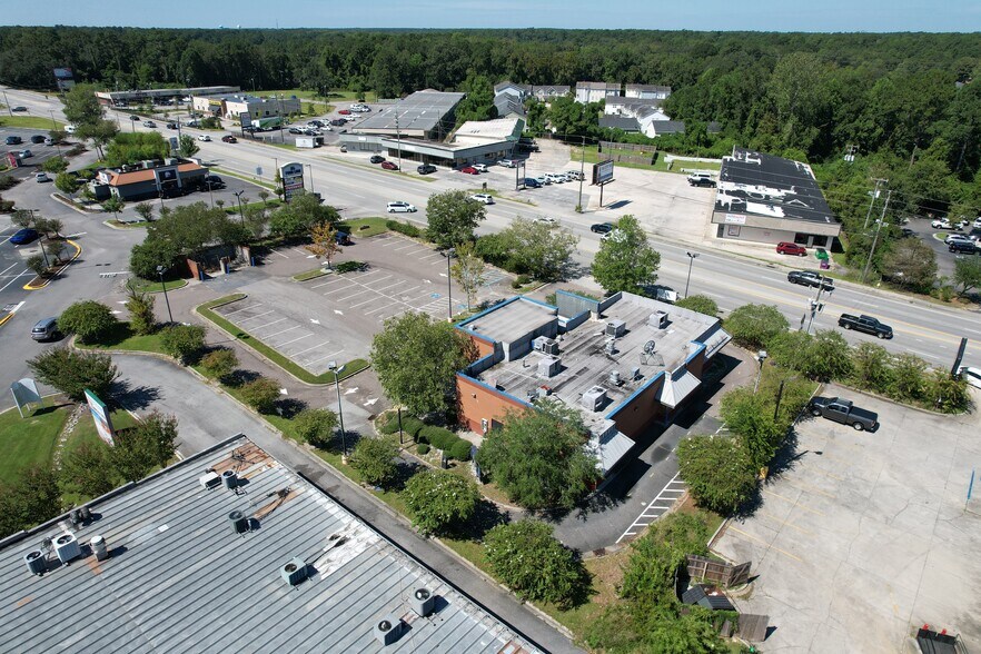 More Photos Of 955 Bacons Bridge Rd, Summerville Fast Food For Lease