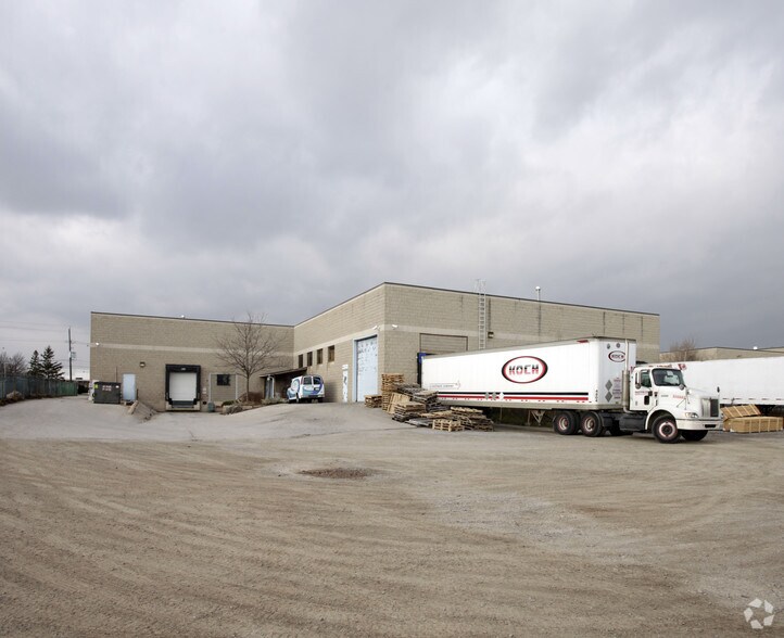 More Photos Of 2200 Speers Rd, Oakville Warehouse For Lease