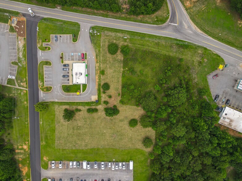 More Photos Of 9055 Fairforest Rd, Spartanburg Land For Sale