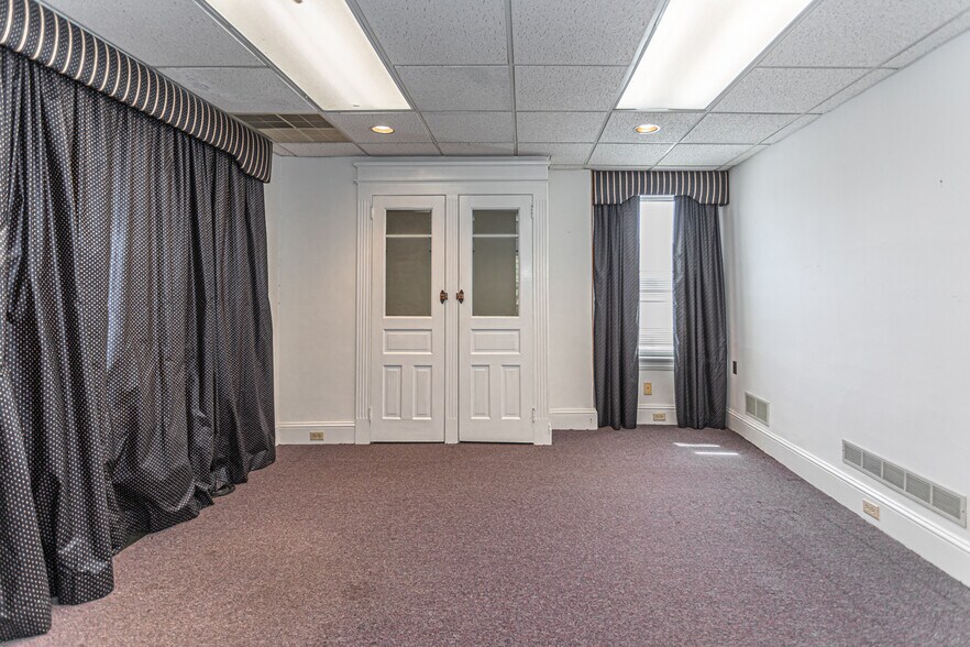 More Photos Of 100-102 W Fornance St, Norristown Medical For Sale