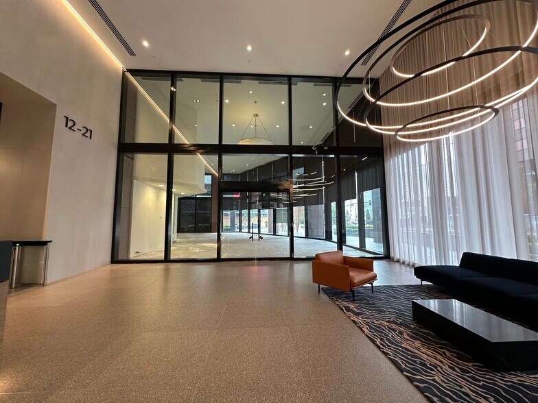 More Photos Of 888 S Figueroa St, Los Angeles Office For Lease