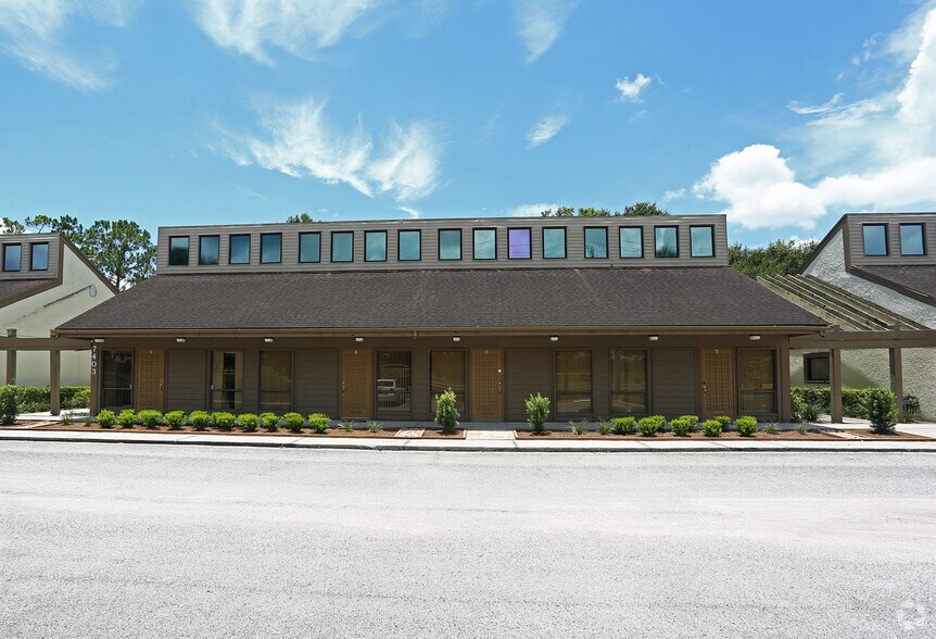 More Photos Of 7403 Temple Terrace Hwy, Temple Terrace Loft Creative Space For Lease