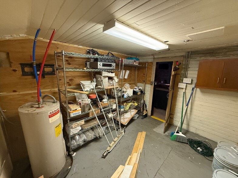 More Photos Of 11186 AL Highway 51, Opelika Storefront For Sale