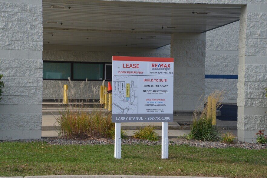 More Photos Of 827 N Rochester St, Mukwonago Unknown For Sale