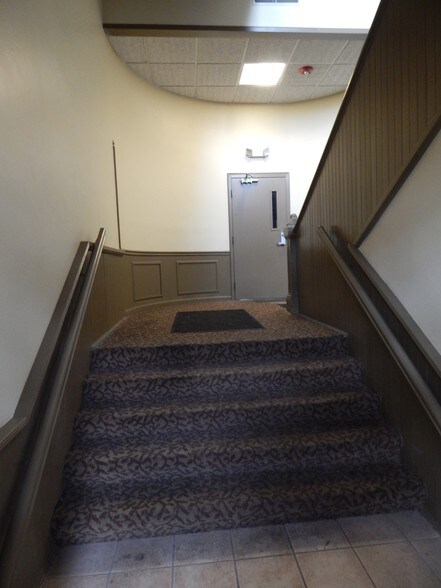 More Photos Of 1320 Sumner Ct, Cleveland Office For Lease