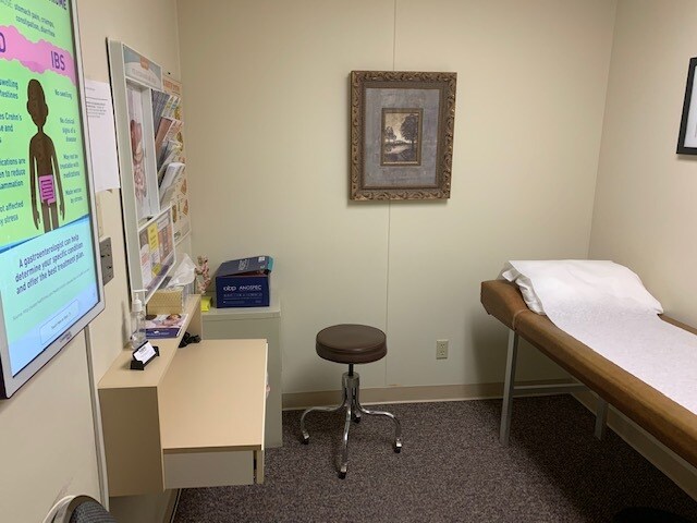 More Photos Of 425 N Highland Ave, Sherman Medical For Sale