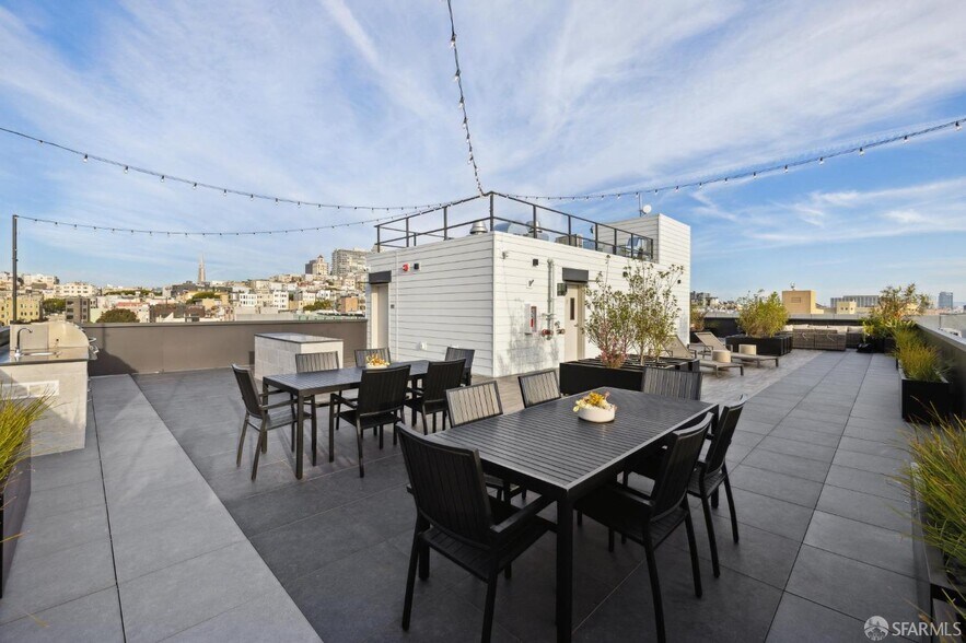 More Photos Of 1580 Pacific Ave, San Francisco Apartments For Sale