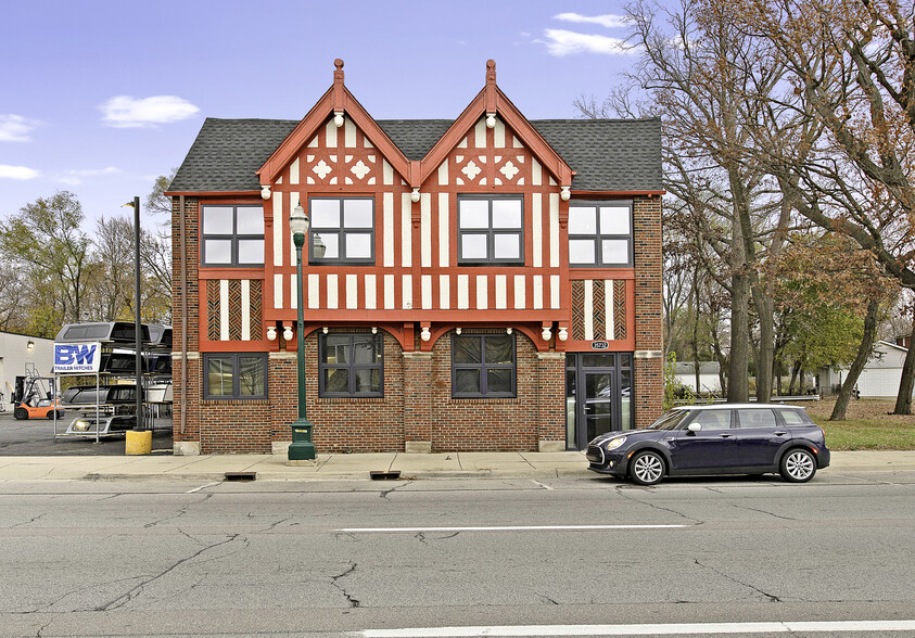 Primary Photo Of 35732 W Michigan Ave, Wayne Apartments For Sale