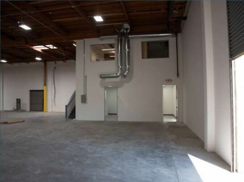 More Photos Of 1655 Little Orchard St, San Jose Manufacturing For Lease