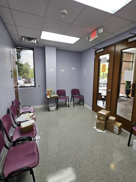 More Photos Of 3117 Rogers Rd, Wake Forest Office For Sale