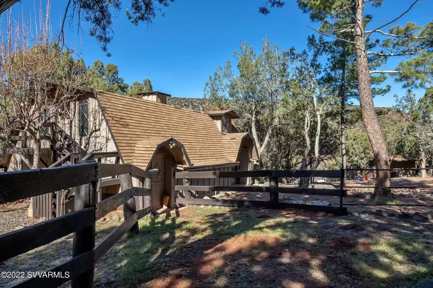 More Photos Of 225 Chimney Rock Trl, Sedona Apartments For Sale