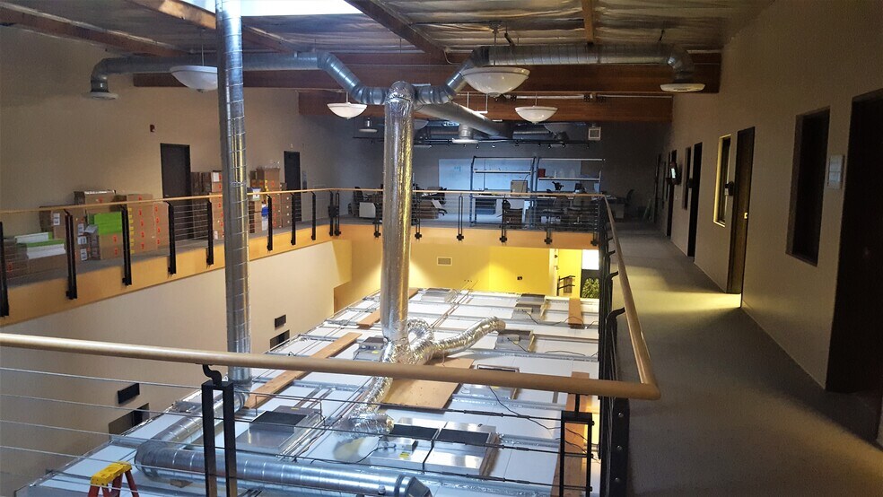 More Photos Of 5171 Clareton Dr, Agoura Hills Research And Development For Lease