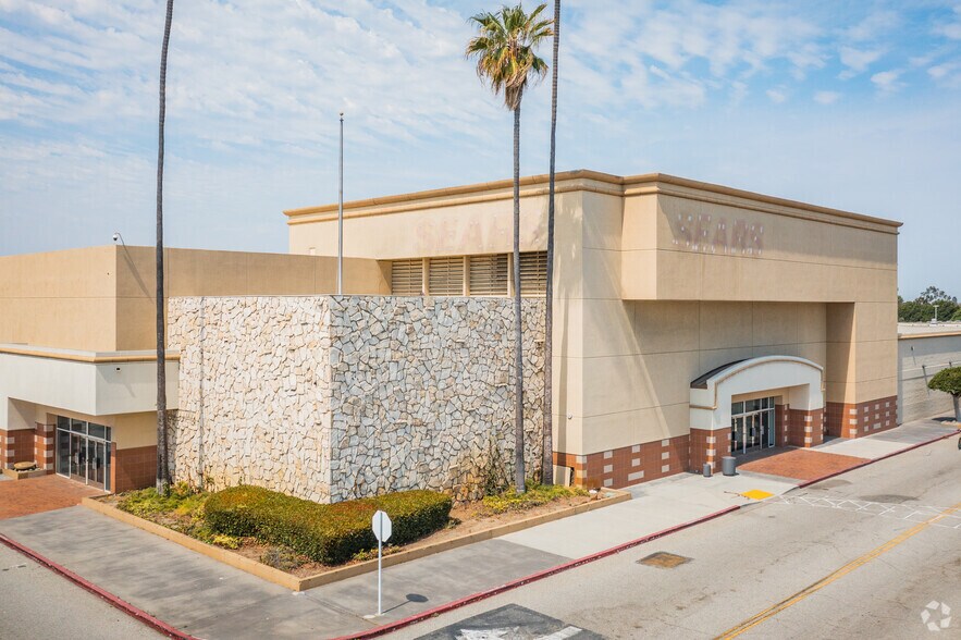 More Photos Of 21712 Hawthorne Blvd, Torrance General Retail For Lease