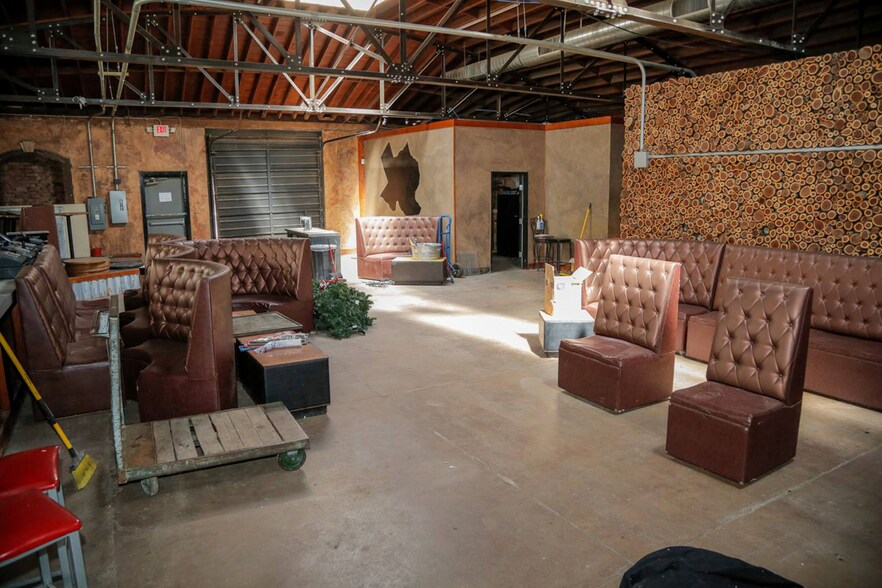 More Photos Of 2202 Buddy Holly Ave, Lubbock Bar For Sale