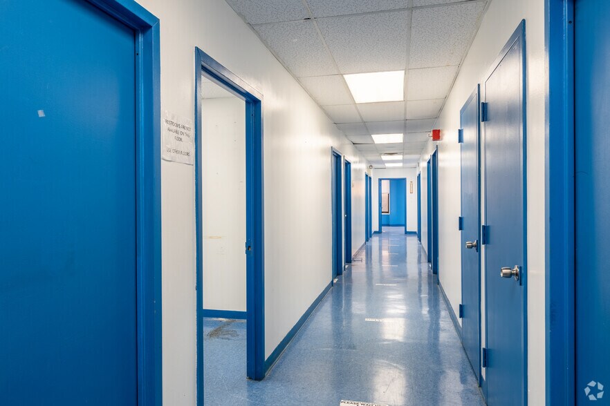 More Photos Of 368 E 148th St, Bronx Medical For Sale