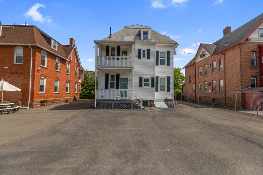 More Photos Of , Hartford Office For Sale
